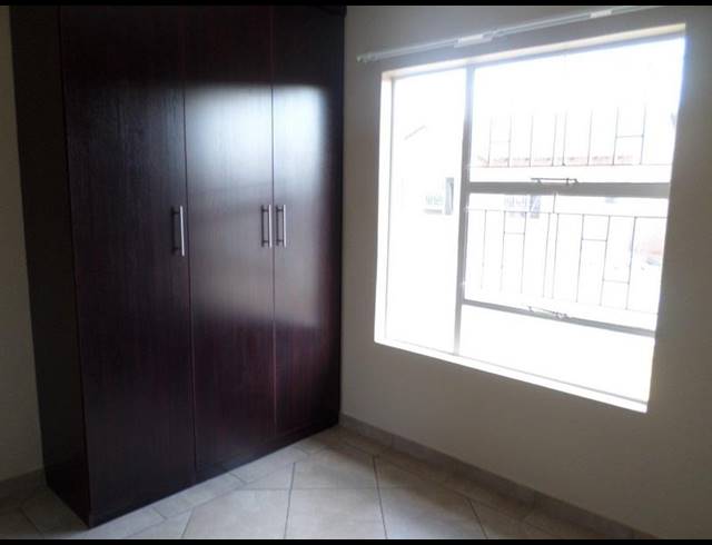 2 BEDROOM TOWNHOUSE FOR SALE IN RIVERSDALE